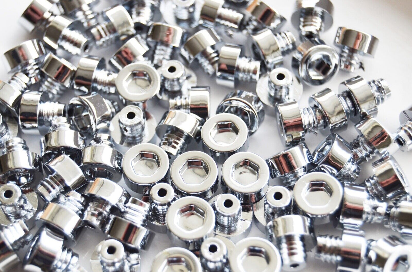 500 x Chrome Plastic Wheels Rivet Nuts fake rim bolts Ref Q5C Box 3