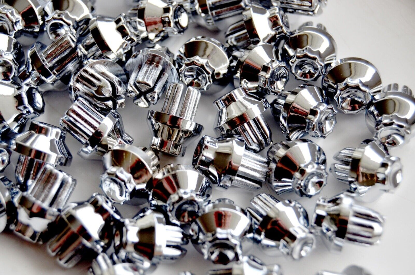 1 x Sample Chrome Plastic Wheels Rivet Nuts fake rim bolts Ref Q6C Box 2