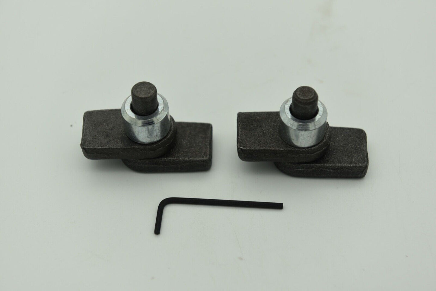 Welding Hinges Gate Set - 12mm Pin and Hole with locking Collars and key