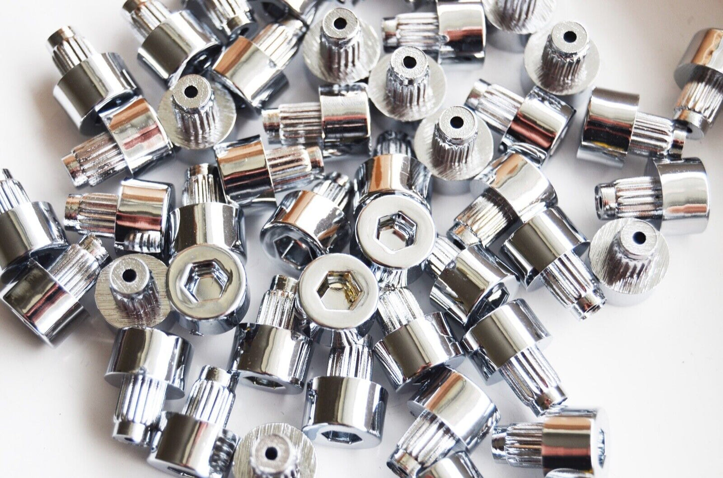 1 Sample x Chrome Plastic Wheels Rivet Nuts fake rim bolts Ref Q8C Box 7
