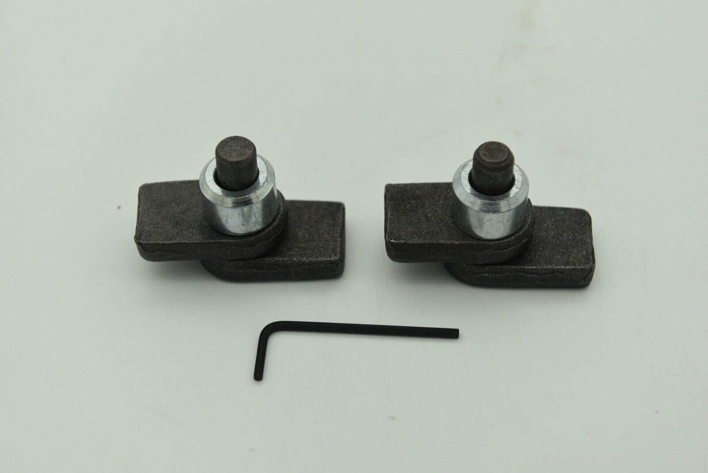 Welding Hinges Gate Set - 12mm Pin and Hole with locking Collars and key