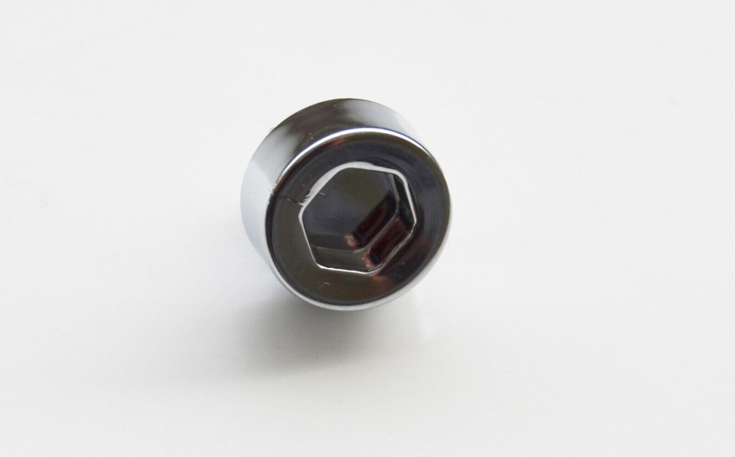 1 x Sample x Chrome Plastic Wheels Rivet Nuts fake rim bolts Ref Q5C Box 3