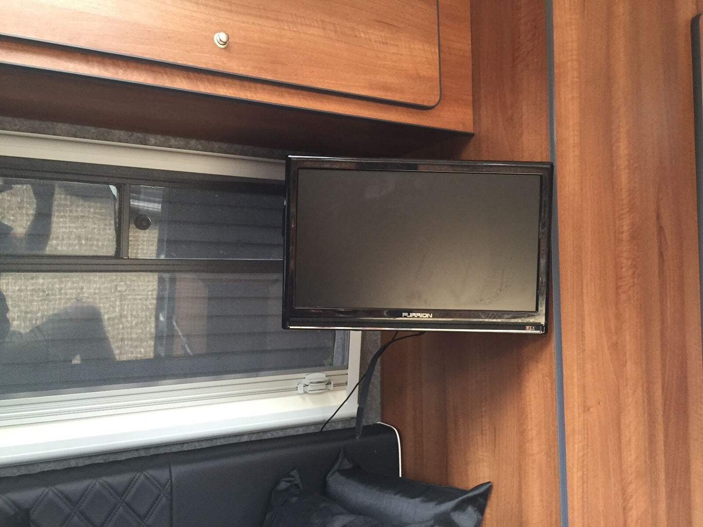 UK STOCK - 2mm ROUTER FOR T-TRIM KNOCK ON EDGING. VW CAMPER, MOTORHOME PZ2