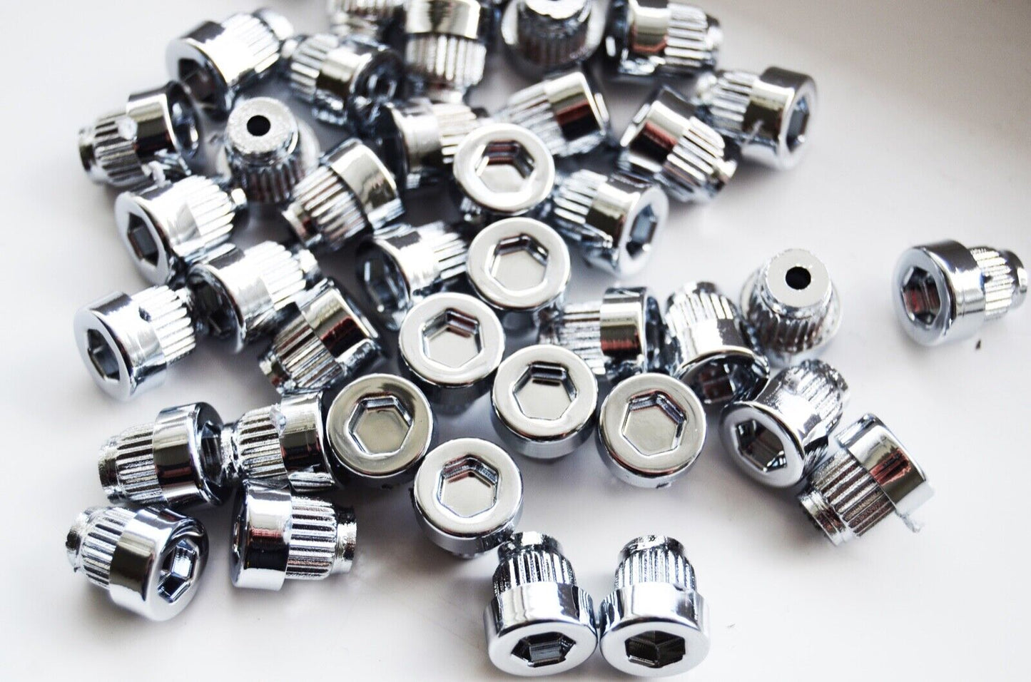 100 x Hex Head Chrome Plastic Wheels Rivet Nuts fake rim bolts Ref Q3C Box 1