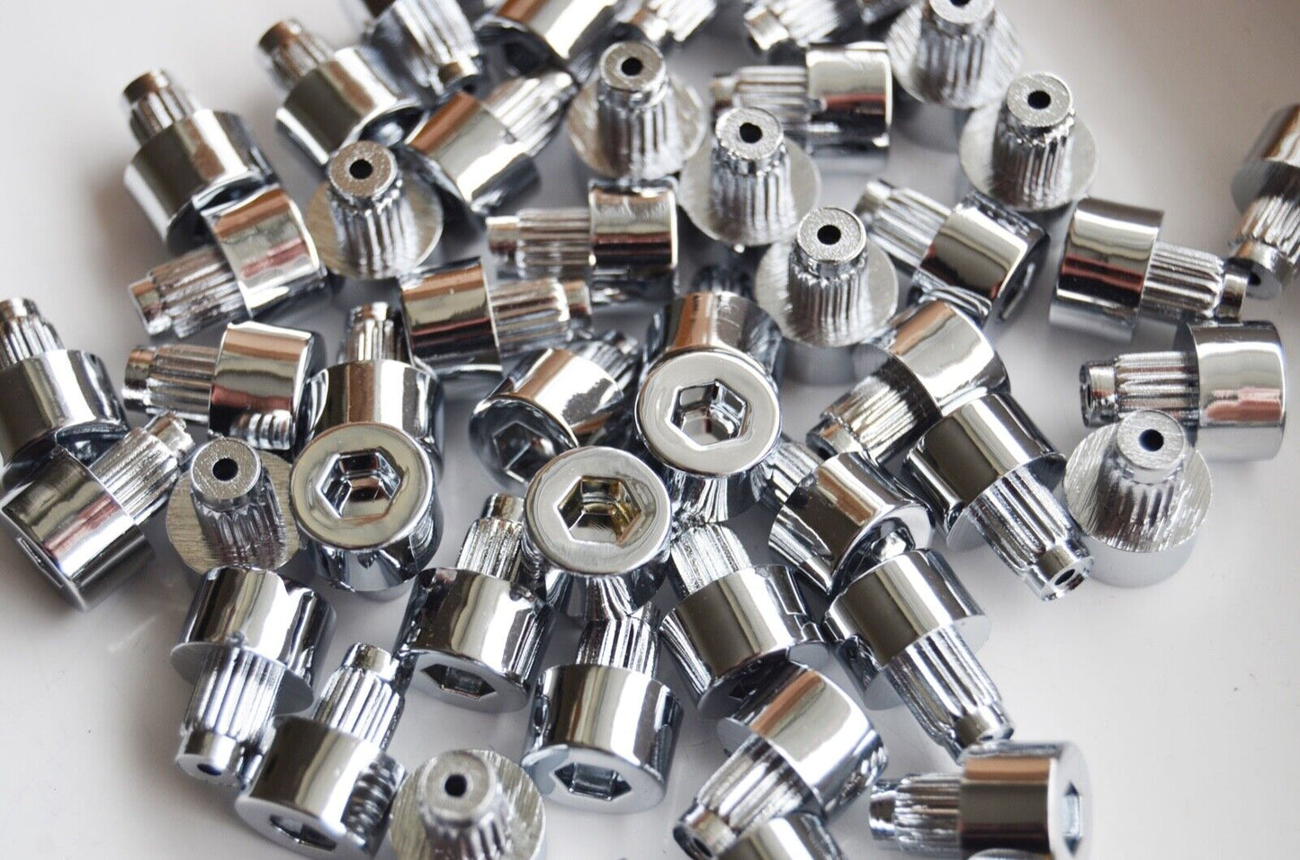 1 Sample x Chrome Plastic Wheels Rivet Nuts fake rim bolts Ref Q8C Box 7