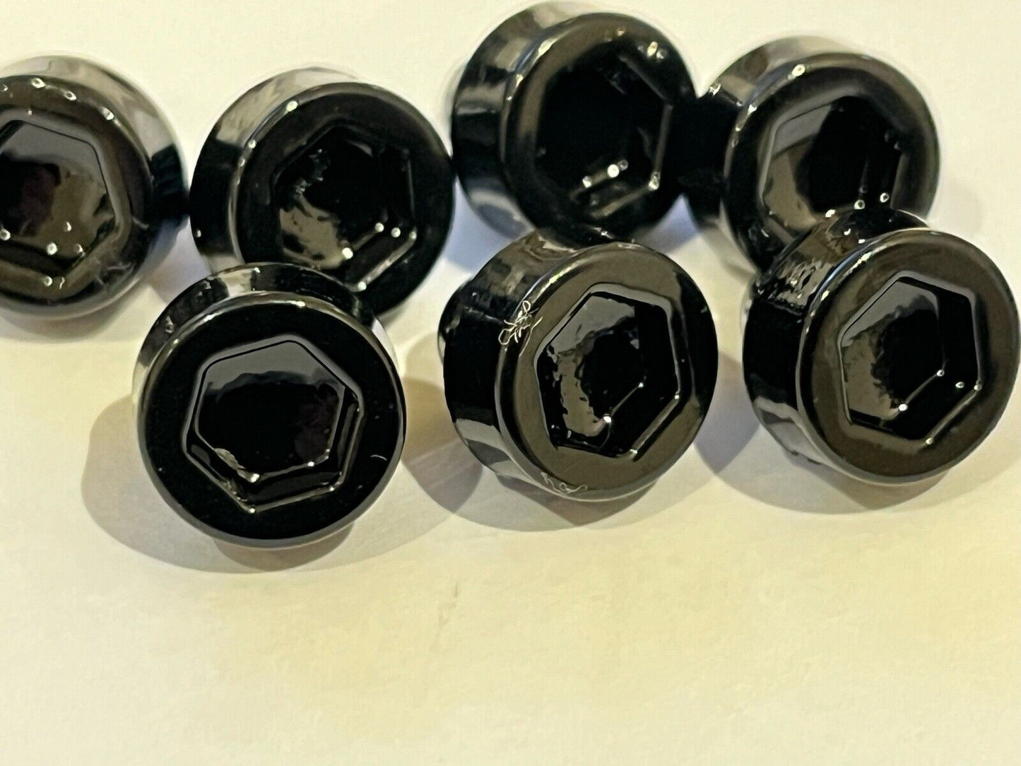 100 x Black Plastic Wheels Rivet Nuts fake rim bolts Ref MDO Box 9