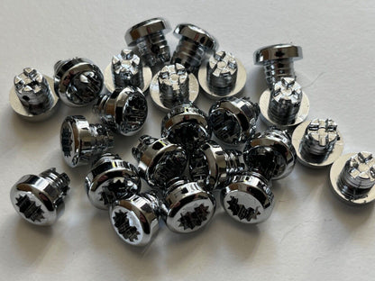 150 x Chrome Plastic Wheels Rivet Nuts fake rim bolts Ref Q11C Box 11